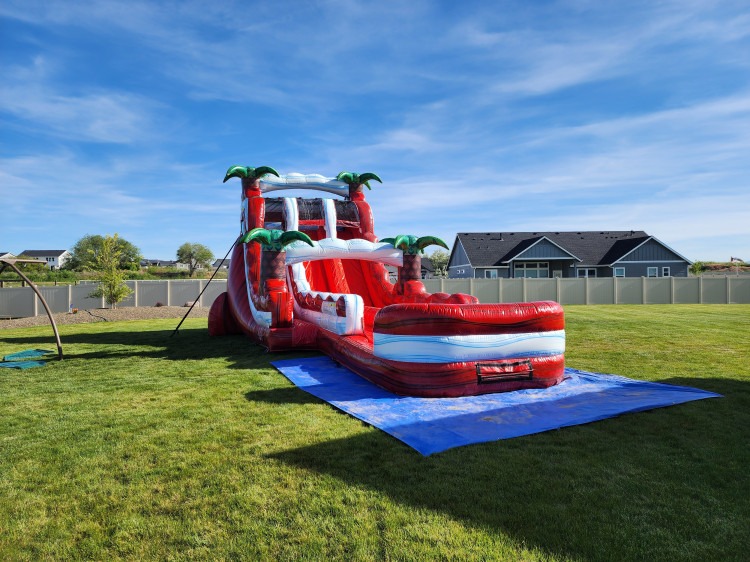 Crimson Bay Hybrid Water Slide